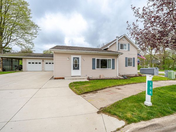 106 Park Street, Portland, MI 48875