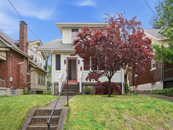 3040 Taylor Avenue, Cincinnati, OH 45220