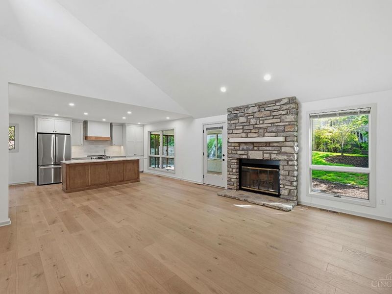 9 Falling Brook Lane, Blue Ash, OH 45241 Photo 5