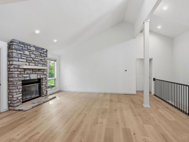 9 Falling Brook Lane, Blue Ash, OH 45241 Photo 8