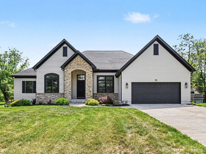 10125 Zumstein Drive, Symmes Township, OH 45111 Photo 1