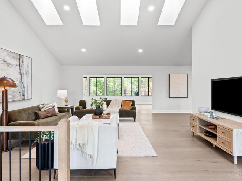 5960 Eaglet Drive, West Chester, OH 45069 Photo 6