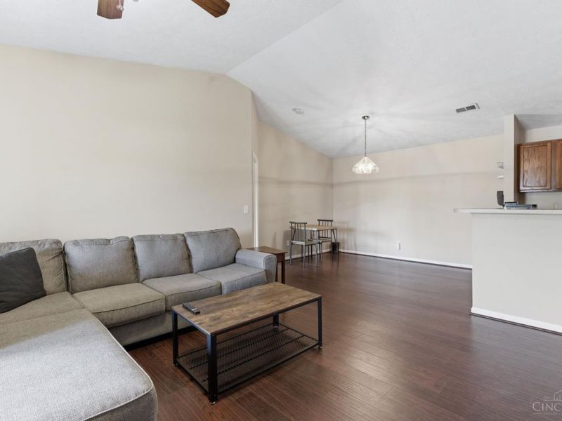 1680 Piper Lane, Unit 205, Centerville, OH 45440 Photo 9