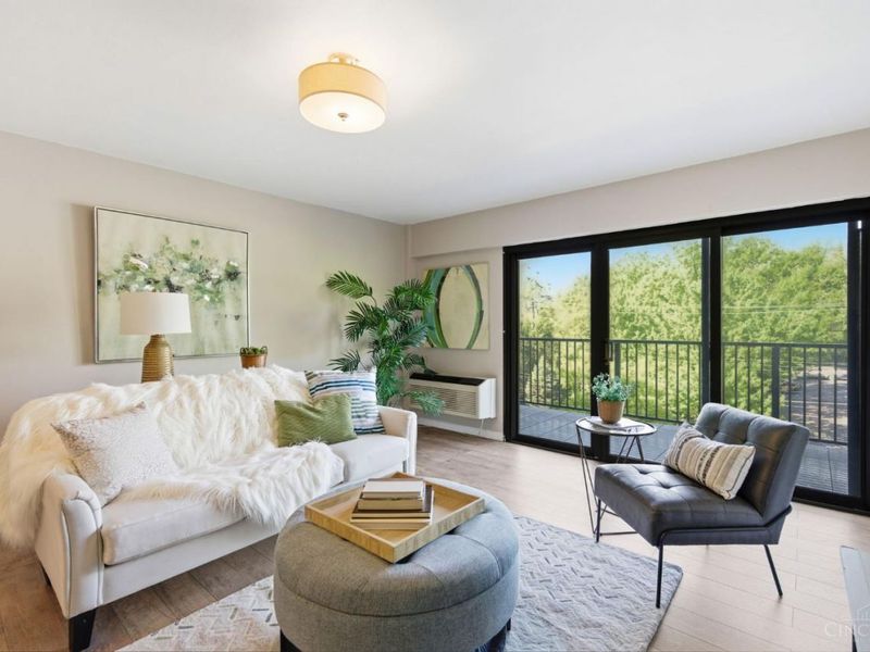 1815 Wm H Taft Road, Unit 502, Cincinnati, OH 45206 Photo 3