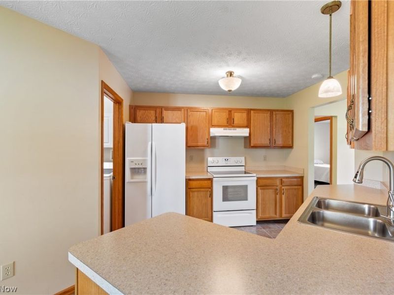 3008 Mount Pleasant Street NW, North Canton, OH 44720 Photo 10