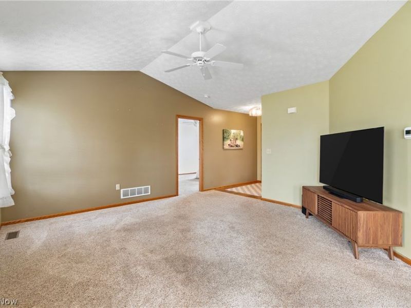 3008 Mount Pleasant Street NW, North Canton, OH 44720 Photo 8