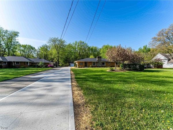 26105 Westwood Road , Westlake, OH 44145