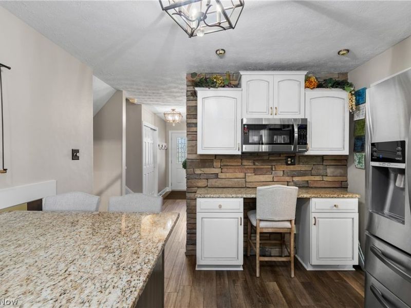 440 Moore Road , Green, OH 44319 Photo 12