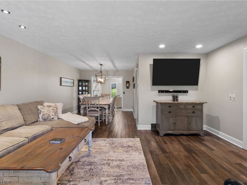 440 Moore Road , Green, OH 44319 Photo 2