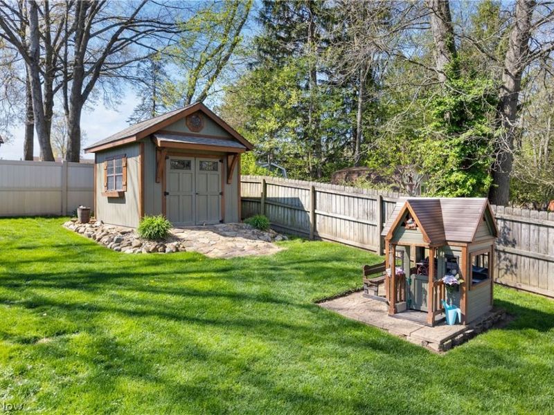 440 Moore Road , Green, OH 44319 Photo 38