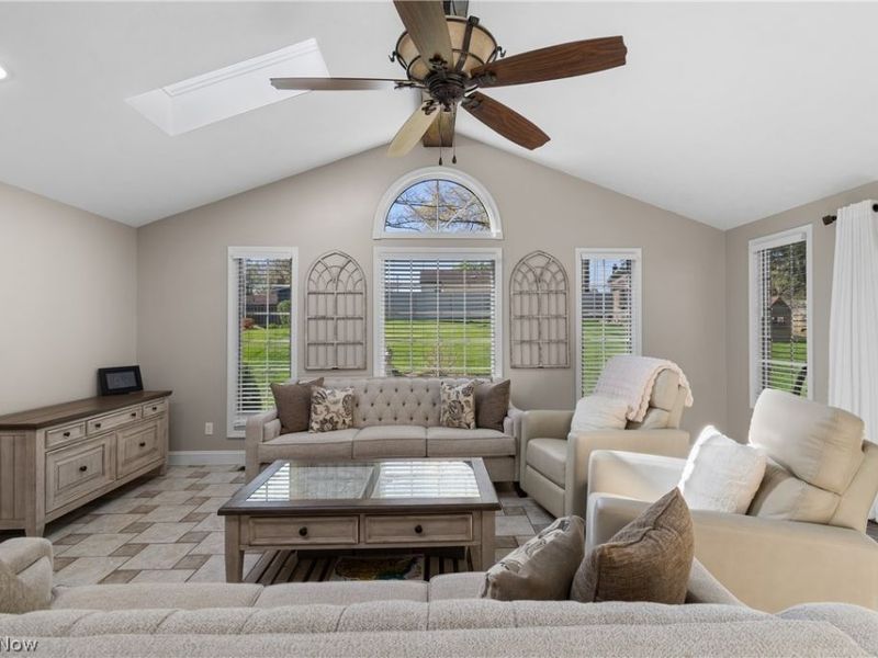 440 Moore Road , Green, OH 44319 Photo 8