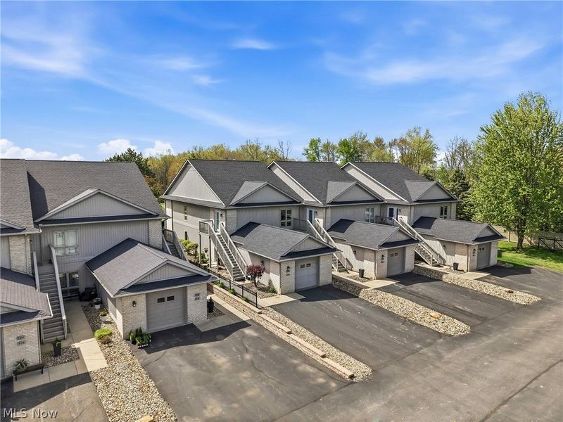 506 Milton Commons Boulevard , Lake Milton, OH 44429 Photo 2