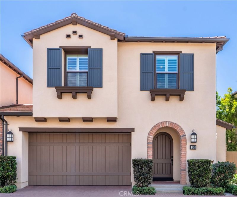 192 Crescent Moon, Irvine, CA 92602 Main Photo
