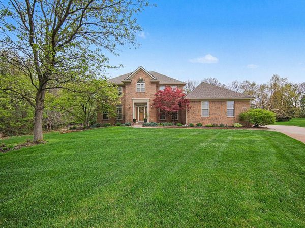 5559 Creekview Drive, Ann Arbor, MI 48108