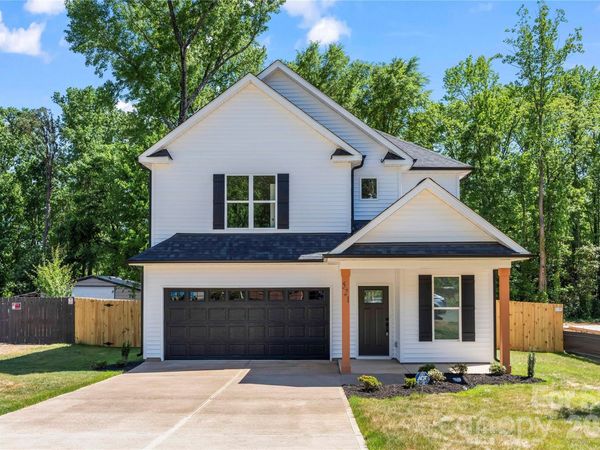 521 Austin Drive, Charlotte, NC 28213