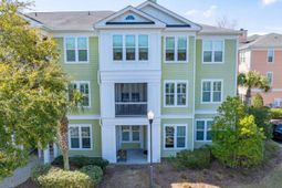 1824 Chatelain Way photo 4