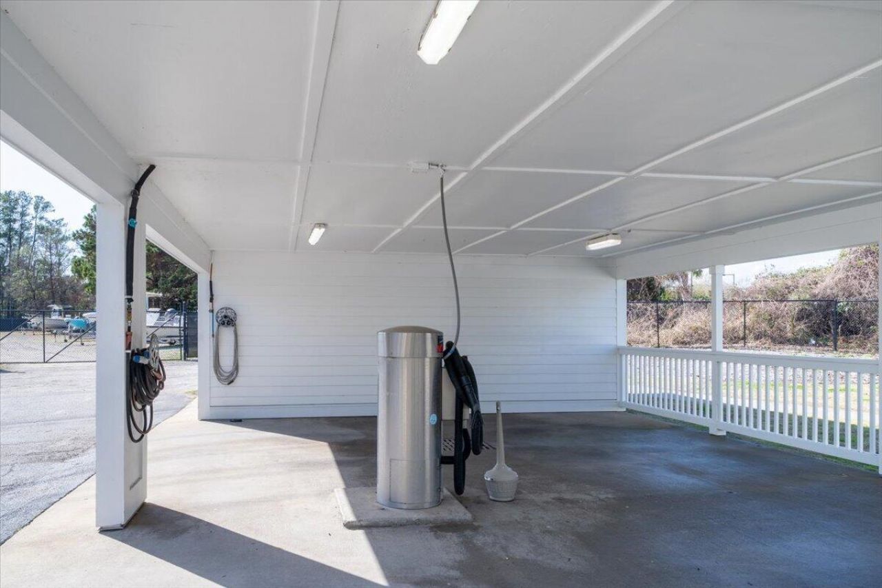 1824 Chatelain Way Photo 22