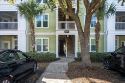 1824 Chatelain Way photo 4