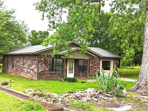 1109 Palmer Lane , Eufaula, OK 74432