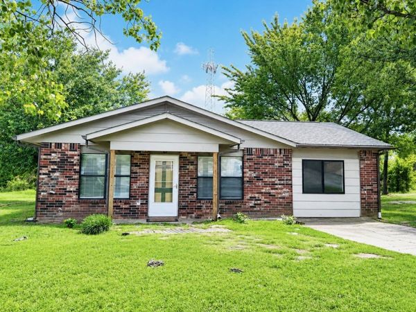 1109 Palmer Lane, Eufaula, OK 74432