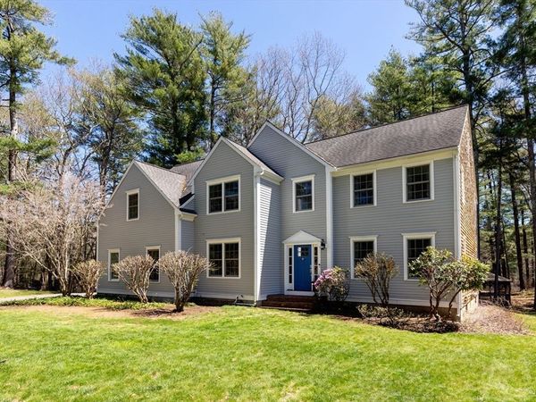 154 Partridge Brook Cir, Marshfield, MA 02050