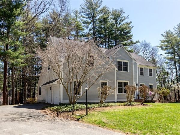 154 Partridge Brook Cir, Marshfield, MA 02050