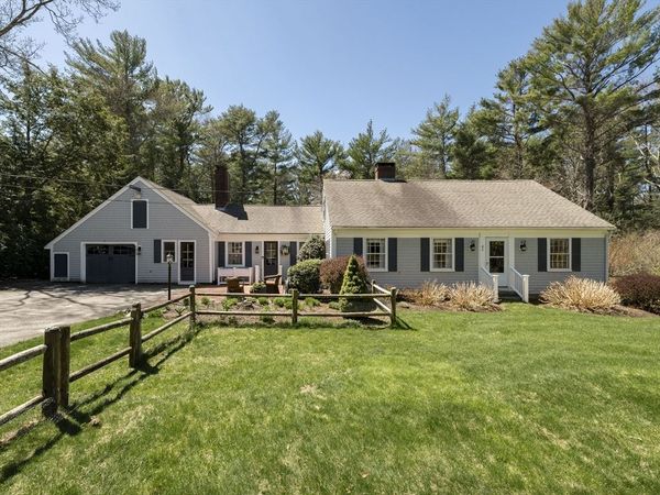 40 Pinewood Ln, Duxbury, MA 02332
