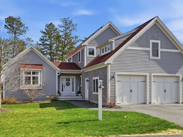 28 White Clover Trl, Plymouth, MA 02360