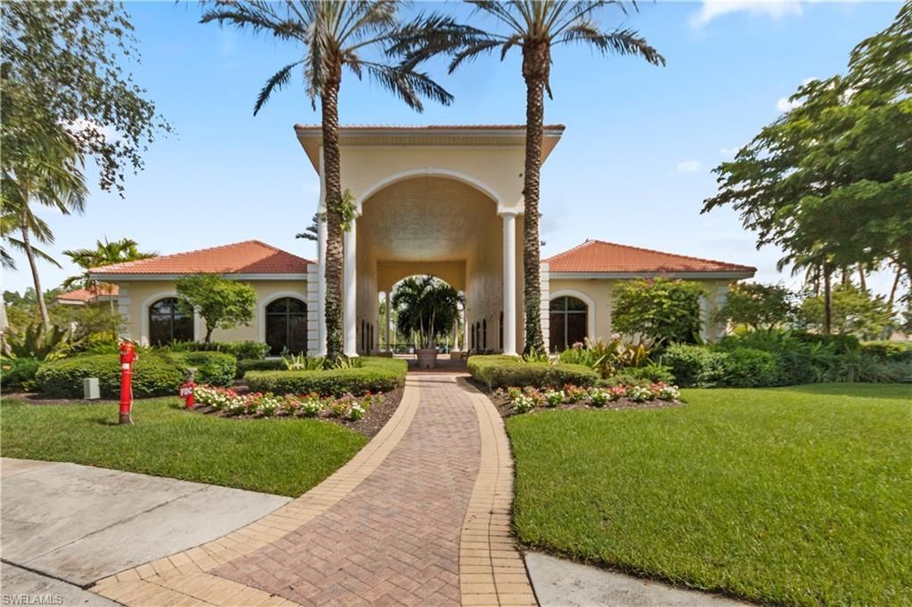 8725 Largo Mar Dr, Estero, FL 33967 Photo