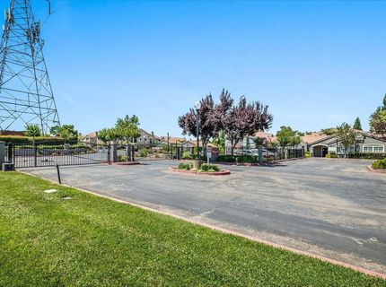 885 Halidon Way #612, Unit 612, Folsom, CA 95630 Photo