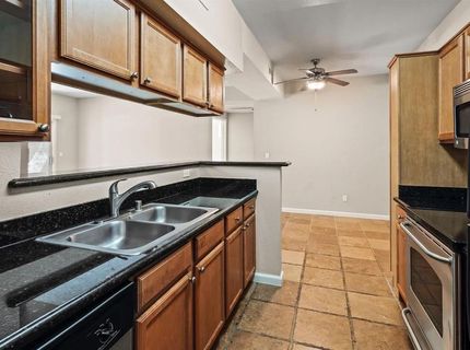 885 Halidon Way #612, Unit 612, Folsom, CA 95630 Photo