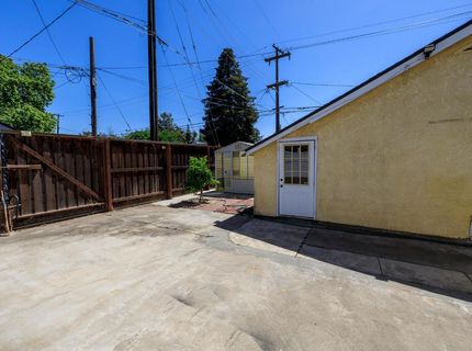 225 Fresno Ave, Modesto, CA 95351 Photo