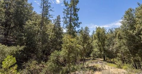 8 N Cedar Vista Cir N, Bass Lake, CA 93604 Photo