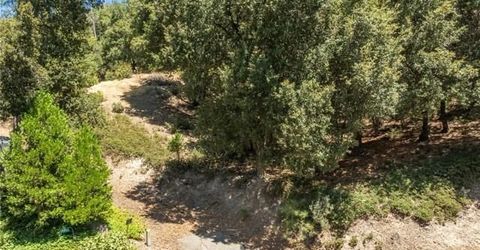 8 N Cedar Vista Cir N, Bass Lake, CA 93604 Photo