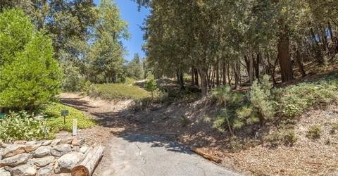 8 N Cedar Vista Cir N, Bass Lake, CA 93604 Photo