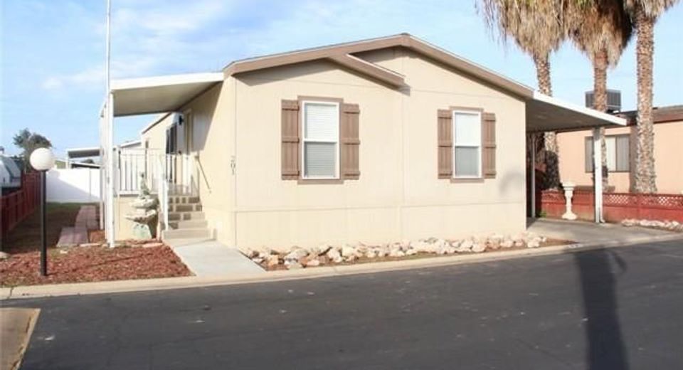 2572 S Willow Ave #201, Fresno, CA 93875 Photo