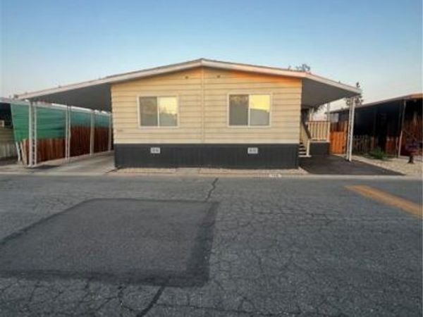 4401 Hughes Ln #148, Bakersfield, CA 93304