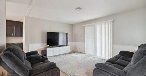 4401 Hughes Ln #148, Bakersfield, CA 93304 Photo