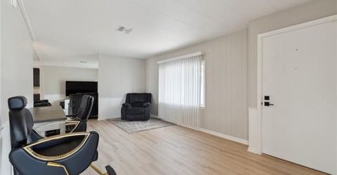 4401 Hughes Ln #148, Bakersfield, CA 93304 Photo