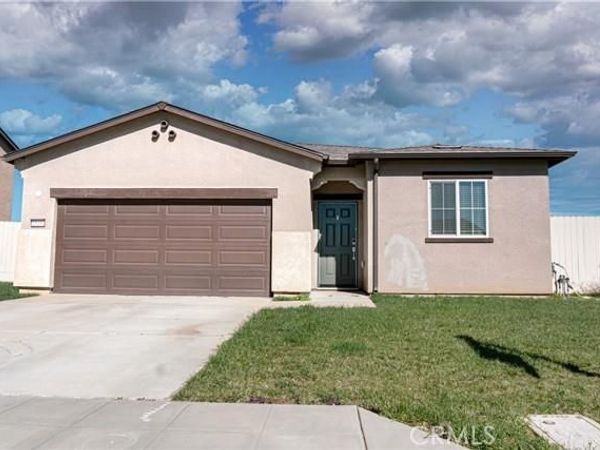 2110 Conadria Ave, Chowchilla, CA 93610