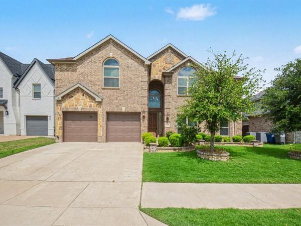 708 Yarrow Street , Little Elm, TX 75068