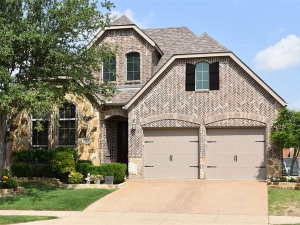 490 Oak Hills Lane , Fate, TX 75189