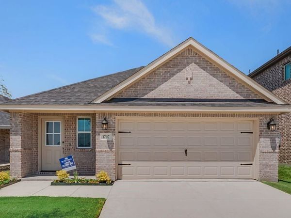 1707 Sandy Pond Street, Forney, TX 75126