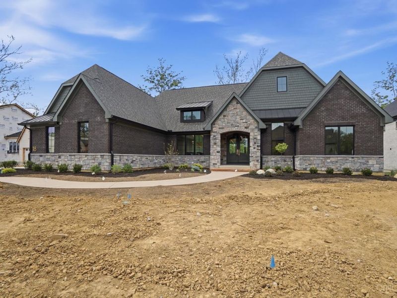 18 Chimney Ridge Drive, Loveland, OH 45140 Photo 2