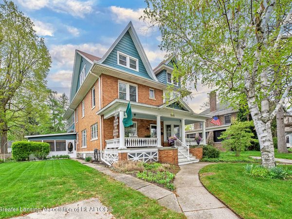 505 E Walker Street, St. Johns, MI 48879