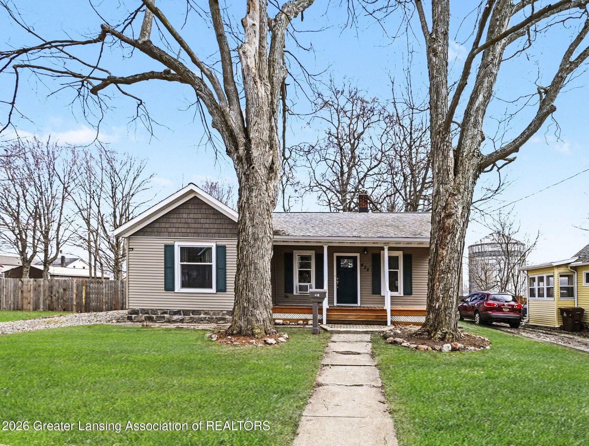 438 N Clinton Street, Charlotte, MI 48813 Main Photo