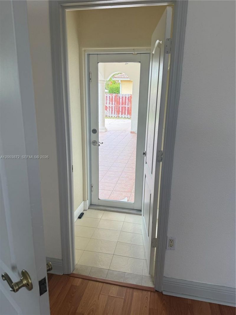 17460 NW 89th Ave, Hialeah, FL 33018 Photo
