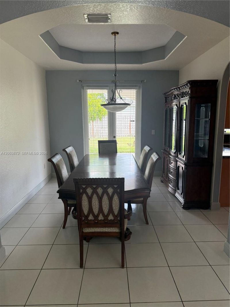 17460 NW 89th Ave, Hialeah, FL 33018 Photo