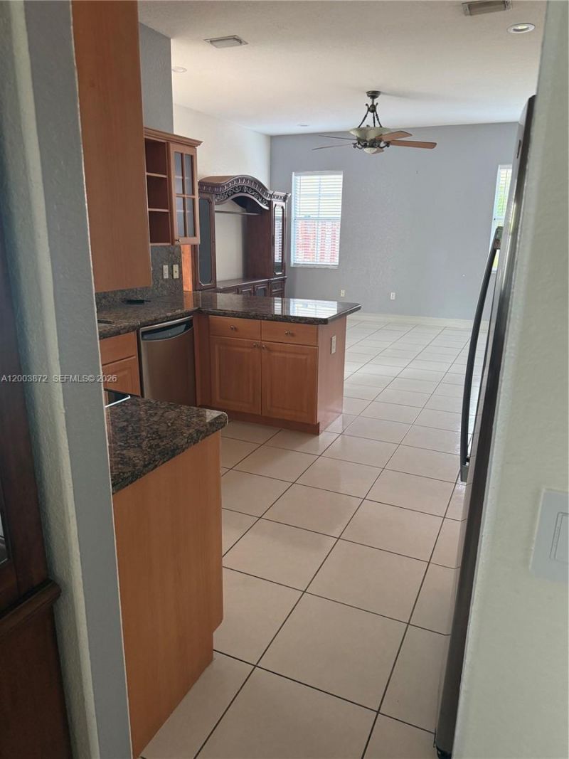 17460 NW 89th Ave, Hialeah, FL 33018 Photo
