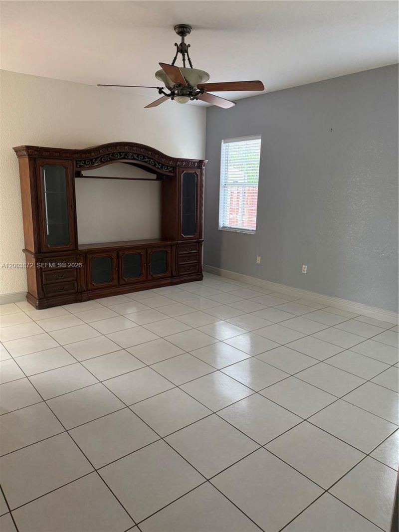 17460 NW 89th Ave, Hialeah, FL 33018 Photo